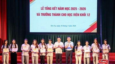 พิธีปิดภาคการศึกษาปี 2025-2026 และพิธีจบการศึกษาสำหรับนักเรียนชั้นมัธยมศึกษาปีที่ 6
