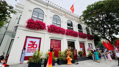 Aceras de Hanoi: Oportunidades para aumentar los ingresos y el desafío del espacio público.