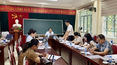 Inspection des préparatifs pour l'examen de fin d'études secondaires de 2026 sur le site d'examen de la commune de Dong Khe - Cao Bang Online Newspaper