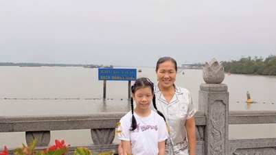 Participación en el concurso "El mañana a través de mis ojos": Deseo que cada mañana sea como el presente, alegre y junto a mi madre.