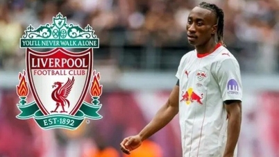 Liverpool hledá mladého talentu, který by nahradil Mohameda Salaha.