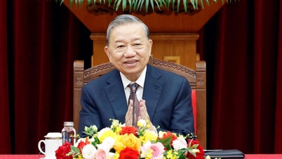 Il Segretario Generale e Presidente To Lam ha inviato un messaggio di congratulazioni in occasione del 108° anniversario della Festa Nazionale della Georgia.