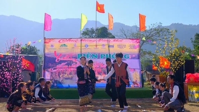 Preservare l'anima dei gong nelle vaste foreste di Huong Lap.