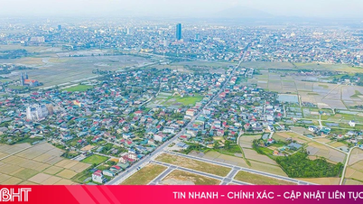 Ha Tinh: un'infrastruttura larga 35 metri trasforma la "tangenziale" in una zona di sviluppo urbano nella parte occidentale del paese, innescando un boom immobiliare all'inizio dell'ondata.