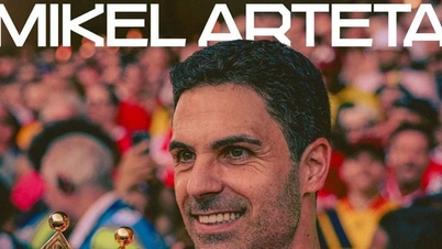 L'allenatore Arteta viene celebrato dopo gli straordinari risultati ottenuti con l'Arsenal.
