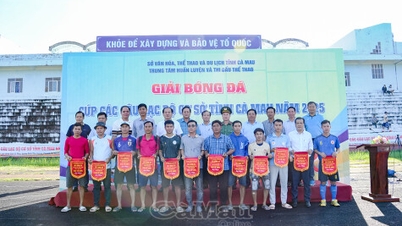 Cerimonia di apertura della Coppa di calcio di base della provincia di Ca Mau 2025