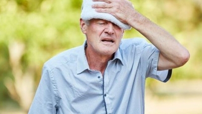 Preventing heatstroke and heat exhaustion: People are advised to avoid going out during this time.