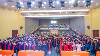 ANNUNCIO DELLA CERIMONIA DI LAUREA PER I NUOVI INGEGNERI, LAUREATI IN SCIENZE DELLA FORMAZIONE E FARMACISTI DELL'UNIVERSITÀ DI CHENGDU, CHE SI TERRÀ A MAGGIO 2026.