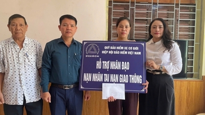 กองทุนประกันภัยรถยนต์ให้ความช่วยเหลือแก่ครอบครัวของผู้ประสบอุบัติเหตุทางจราจรในกรุงฮานอย