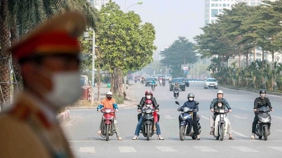 La cultura del traffico: un indicatore dell'eleganza e della civiltà degli abitanti di Hanoi in quest'epoca di progresso.