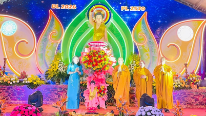 Il Consiglio Direttivo dell'Associazione Buddista Vietnamita della Provincia di Gia Lai ha organizzato la celebrazione del compleanno del Grande Buddha, anno 2570 del calendario buddista.