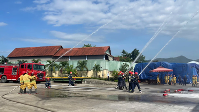 Esercitazione antincendio e di salvataggio presso l'azienda Thang Loi.