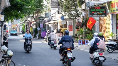 Consegna del terreno per la costruzione di una strada larga 30 metri a Go Vap, che contribuirà ad alleviare la congestione del traffico nella zona di Quang Trung - Phan Van Tri entro il 3 settembre.