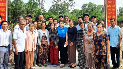 Il Comune di Van Khanh lancia un modello di "Mobilitazione Popolare Efficace" per costruire un'area residenziale unita, prospera e felice.