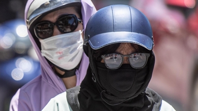 Uzman tavsiyesi: 40°C'lik hava koşullarına karşı güneşten koruyucu kıyafet seçerken, UPF derecesini ve rengini mutlaka kontrol etmelisiniz.
