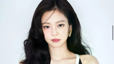 L'apparizione di Jennie (BlackPink) sta suscitando scalpore.