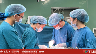 Intervento chirurgico riuscito per la rimozione di un fibroma uterino di 4,5 kg.