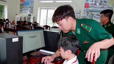 La Guardia Fronteriza de la ciudad de Can Tho mejora las habilidades digitales de los estudiantes desfavorecidos.