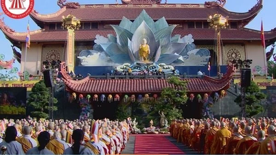Lasst uns dieses wunderschöne Gedicht genießen: Feier zum Geburtstag Buddhas