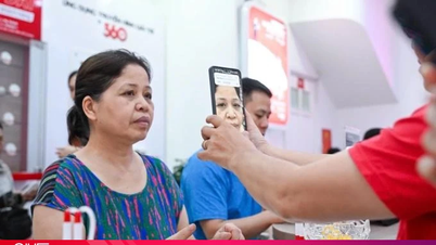 नेटवर्क प्रदाता आपकी सदस्यता संबंधी जानकारी सत्यापित करने के लिए आपके घर आएगा।