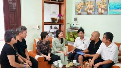 La comune di Dan Phuong diffonde atti di gentilezza.