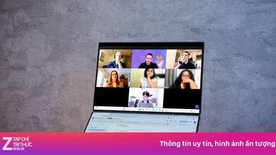 Zenbook Duo موبائل لیپ ٹاپ پر ملٹی اسکرین ڈیسک ٹاپ کا تجربہ لاتا ہے۔