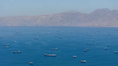 Mỹ tiếp tục không kích Iran, căng thẳng tại eo biển Hormuz chưa hạ nhiệt