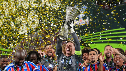 Crystal Palace viert feest na hun historische overwinning in het Europees kampioenschap.