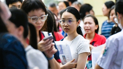 De eerste middelbare school in Hanoi die de resultaten van het toelatingsexamen voor het tiende leerjaar van 2026 bekendmaakt.