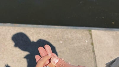 MC Misoa Kim Anh ontvangt een huwelijksaanzoek in Europa: ze onthult details over haar geheimzinnige verloofde.