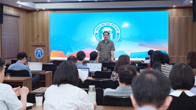L'Università Aperta di Hanoi ha partecipato al corso di formazione per le squadre di ispezione dell'esame di maturità del 2026, organizzato dal Ministero dell'Istruzione e della Formazione.