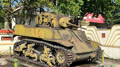 Das Vietnam Military History Museum erhält einen M5 Stuart Panzer.