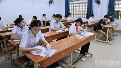 Über 30.000 Schüler in Dong Nai beginnen offiziell die Aufnahmeprüfung für die 10. Klasse.