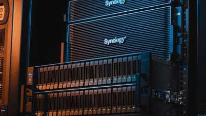 Synology, yüksek veri yoğunluklu ortamlar için optimize edilmiş bir depolama sistemi olan PAS7700'ü tanıttı.