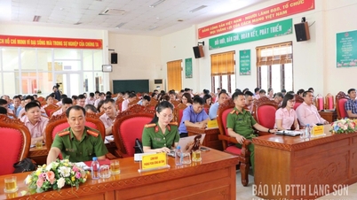 Latihan profesional tentang penggunaan alat sokongan untuk kakitangan keselamatan.