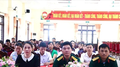 ຊຸມຊົນບາດແດ: ເສີມສ້າງພື້ນຖານທີ່ໜັກແໜ້ນໃຫ້ແກ່ການປ້ອງກັນປະເທດໂດຍອີງໃສ່ການມີສ່ວນຮ່ວມຂອງປະຊາຊົນ.