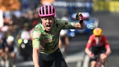 Etapa 17 a Giro d'Italia: Valgren câștigă dramatic.