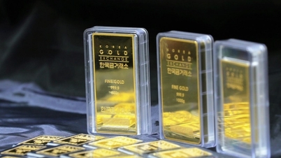 Update harga emas siang ini, 28 Mei 2026: Cincin emas polos dan batangan emas ditutup turun lebih dari 3 juta VND/ounce.