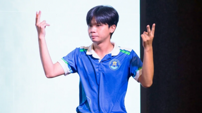 Egy siket fiú diák mesterséges intelligenciát fejlesztett Braille-írás olvasására látássérültek számára, és 100 millió vietnami dong különdíjat nyert.
