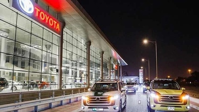 Toyota riduce le esportazioni fino a 83.000 veicoli a causa delle tensioni in Medio Oriente.