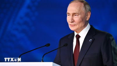 Den russiske presidenten etterlyser dialog i en verden som står overfor alvorlige utfordringer.