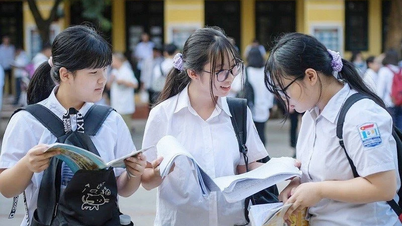 Kemanusiaan di tengah-tengah persekitaran peperiksaan yang keras