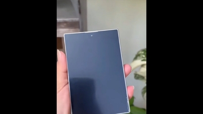 Lekket Galaxy Z Fold8 Wide-modell: Et gjennombrudd med en ultrabred sammenleggbar skjermdesign.