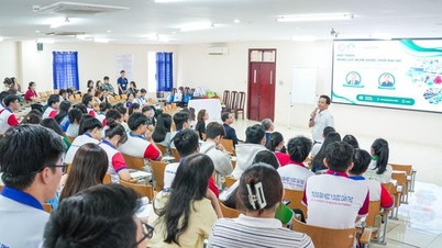 ອຸດສາຫະກຳການຢາກຳລັງຊອກຫາກຳລັງແຮງງານແບບໃດ?