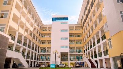 وضع خطط استباقية ومتزامنة لامتحان تقييم الكفاءة في اللغة الأجنبية في جامعة تاي نغوين.