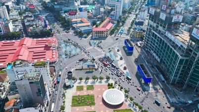 Att bygga och utveckla Ho Chi Minh-staden i den nya eran: ...