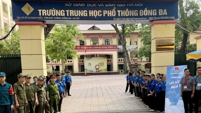 O Cho Dua Ward mobilizes various forces to support candidates taking the 10th grade entrance exam.