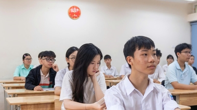 Nesten 125 000 elever i Hanoi er klare til å ta opptaksprøven for 10. trinn.