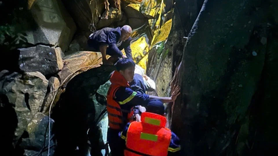 Een 10e-klasser, een meisje, is om het leven gekomen na een val in een diepe waterval.