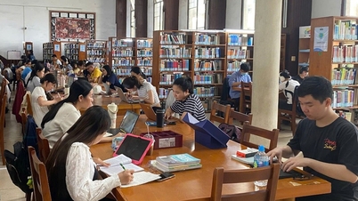 ຫໍສະໝຸດທີ່ໜ້າຕື່ນຕາຕື່ນໃຈ 3 ແຫ່ງໃນນະຄອນໂຮ່ຈິມິນ: ຟຣີ, ສວຍງາມຢ່າງໜ້າຕື່ນຕາຕື່ນໃຈ, ຄົນລຸ້ນ Z ພາກັນໄປຮຽນໜັງສື.